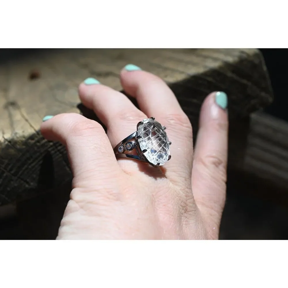 26 carat quartz ring, solitaire size 8